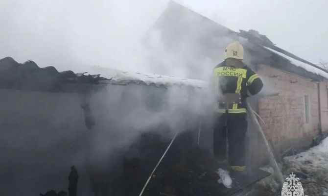 Под Чернью сгорела пристройка к дому