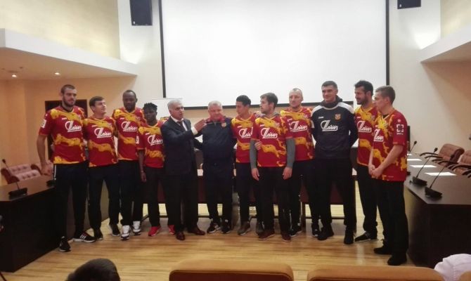 Новых игроков "Арсенала" официально представили болельщикам. ФОТО