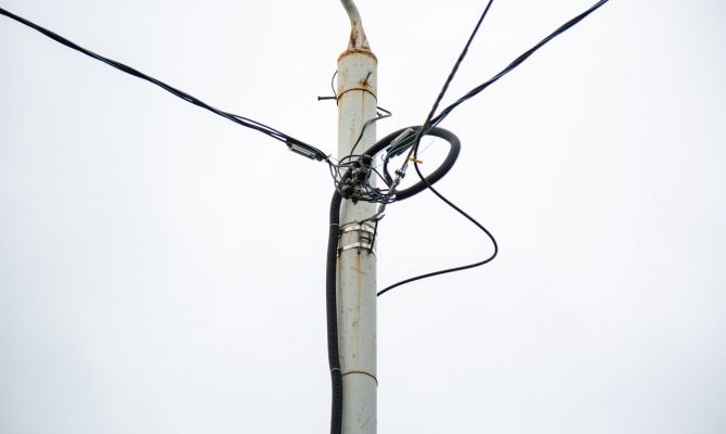 Жителя Новомосковска оштрафовали за самовольное подключение к электросетям