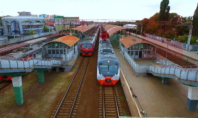 Туляков будут штрафовать за переход железнодорожных путей на красный свет