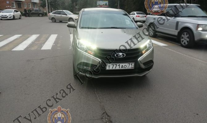 В Узловой машина сбила 11-летнюю девочку