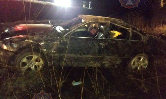 Пострадали две девушки: в Дубенском районе перевернулся «BMW»
