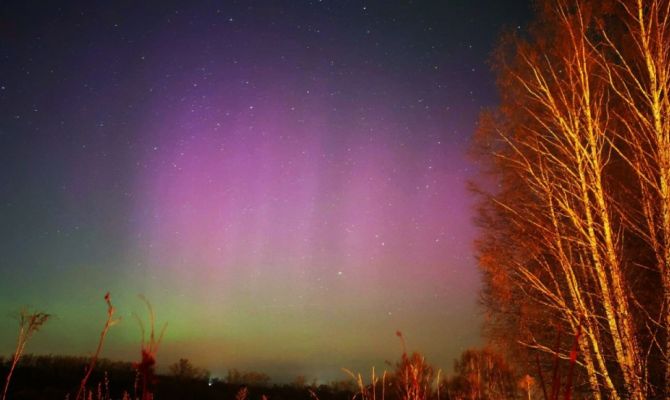 Туляки заметили северное сияние над областью