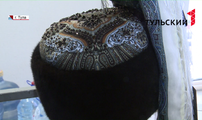 В Туле открылась выставка «1000 шапок»