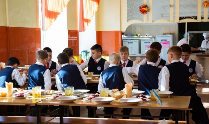 На тульские школы возбуждено 506 дел из-за нарушений в питании учеников