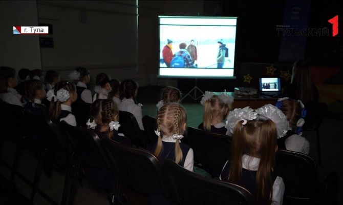 В Туле обычный киносеанс превратился для школьников в урок