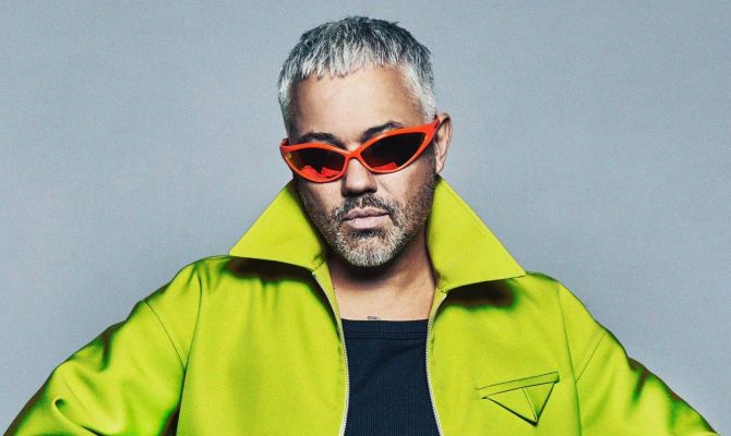 Александр Рогов призвал тулячек бежать за меховой сумкой