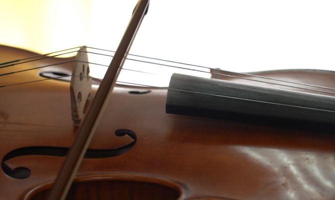  «Пробить зал» в записи: новомосковские скрипачи выиграли конкурс по видеосвязи