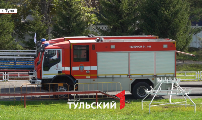 Когда нет выхода: сотрудники МЧС рассказали, как спасают людей из новостроек