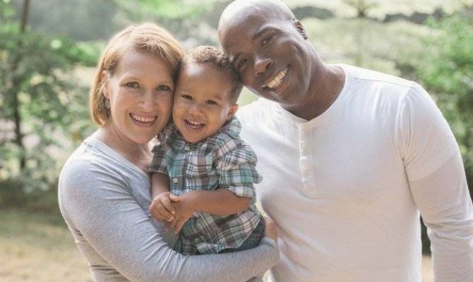 В Думе советуют россиянам не вступать в отношения с иностранцами