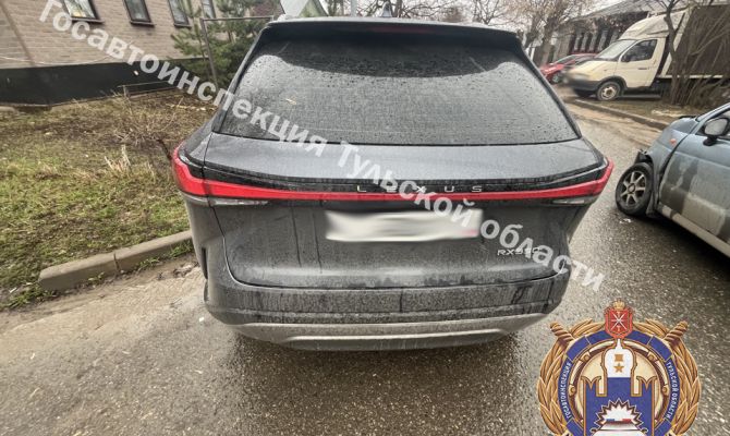 Тулячка на «Лексусе» врезалась в «Матиз» на улице Смирнова