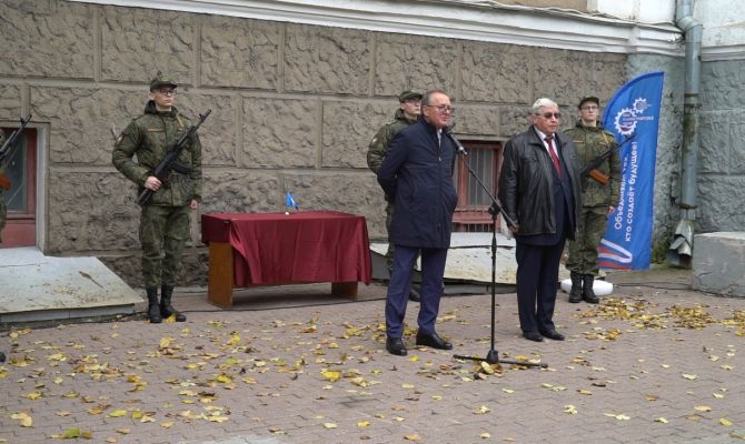 В Туле почтили память конструктора Василия Грязева