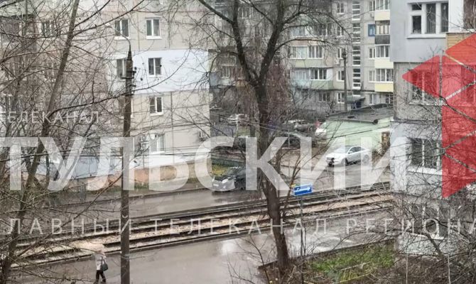 Жители Тульской области делятся видео с первым снегопадом в регионе