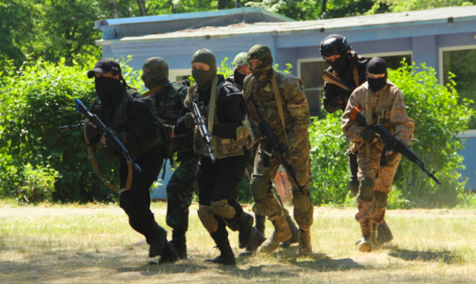 Юные туляки прошли военизированную полосу препятствий