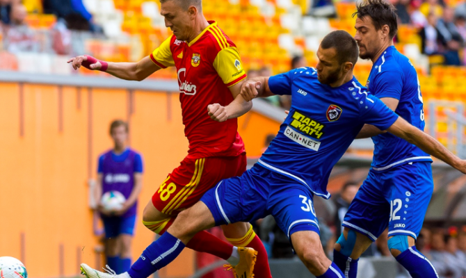 0-1: "Арсенал" и "Тамбов" ушли на перерыв после первого тайма