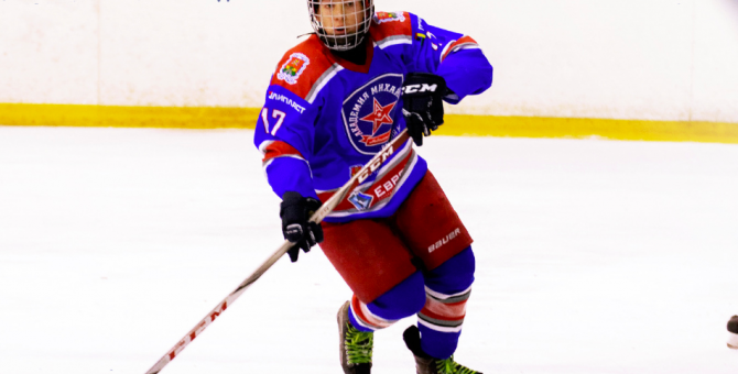 Хоккеисты новомосковской «Академии Михайлова» обыграли «Динамо»