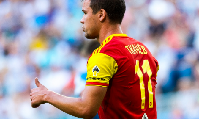 Матч "Арсенал - Сочи" стартовал в Туле