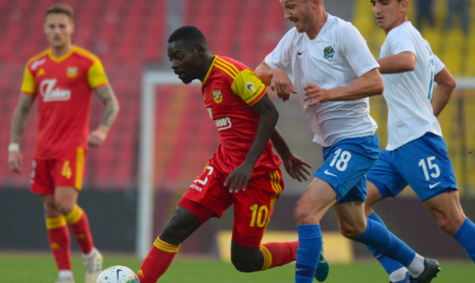 "Арсенал - Сочи": закончился "огненный" первый тайм