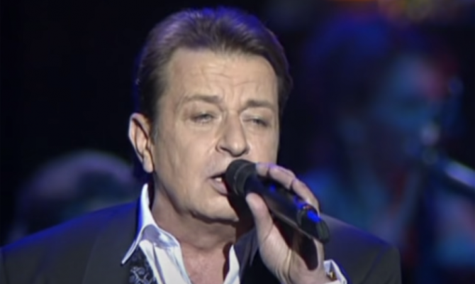 Туляк Аркадий Хоралов рассказал историю легендарного хита "Новогодние игрушки"