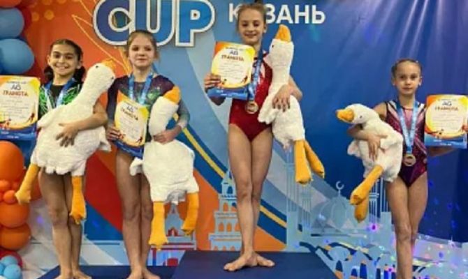 Юные тульские гимнастки привезли медали с турнира в Казани