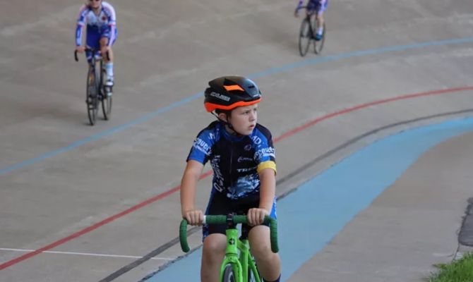 На Тульском велотреке стартовало открытое первенство города по велоспорту