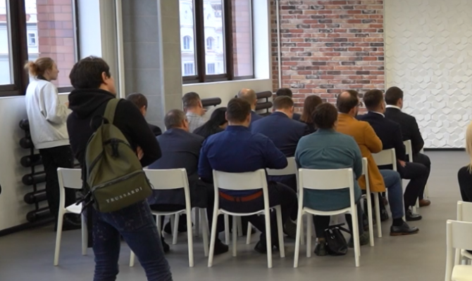 Туляков приглашают на занятия Школы экспорта Российского экспортного центра