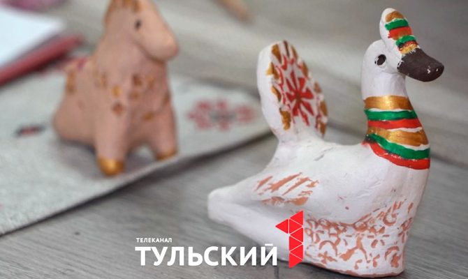 Мастер-керамист из Тульской области показал технологию создания богородицкой игрушки