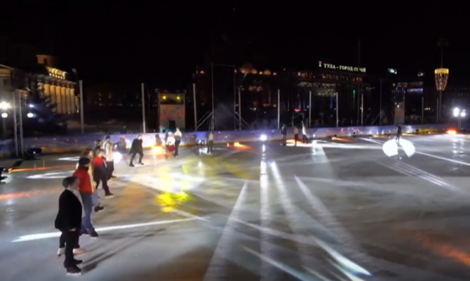 На «Первом Тульском» началась трансляция «Ледового шоу» Авербуха