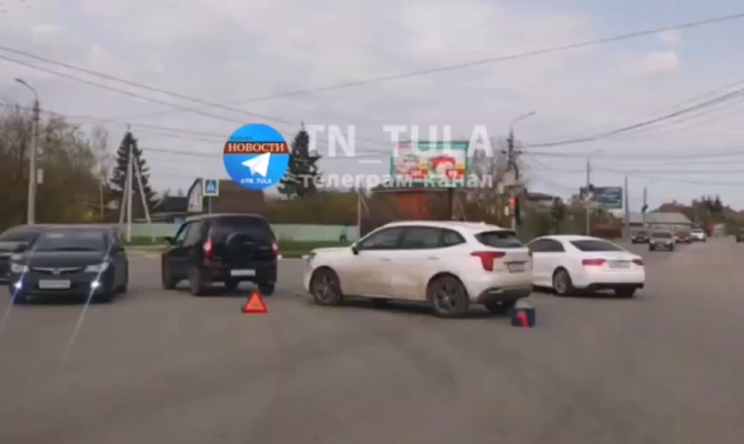 На Одоевском шоссе в Туле произошло ДТП