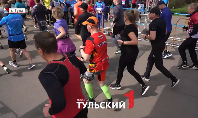 В массовом легкоатлетическом забеге в Туле принял участие 4-летний малыш