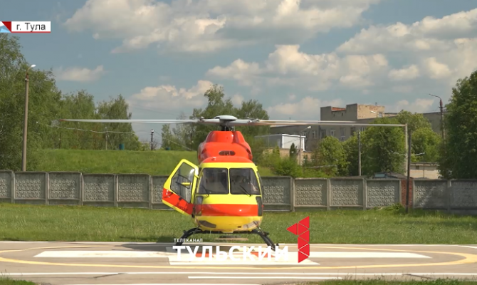 Счет идет на минуты: как оборудован вертолет Тульской санавиации