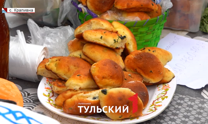 Фестиваль в Крапивне: кто победил в крапивных боях и сколько пирожков съели гости