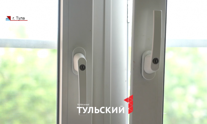 Озвучены подробности падения из окна 2-летней девочки в Липках