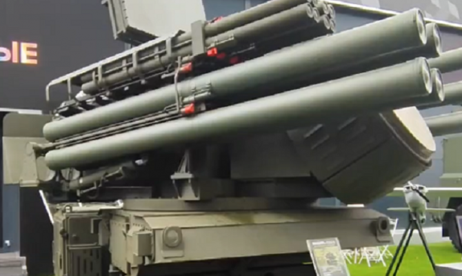 На выставке в Абу-Даби представили тульские «Корнеты» и «Панцири-СМД-Е»