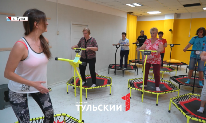 Врач предупредил о высокой травмоопасности домашних батутов