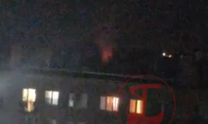 В Донском загорелся строительный мусор