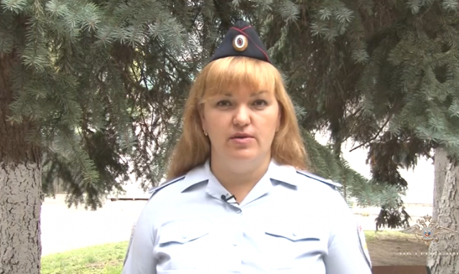 Сотрудница полиции из Тулы спасла мужчину с собакой из горящего дома