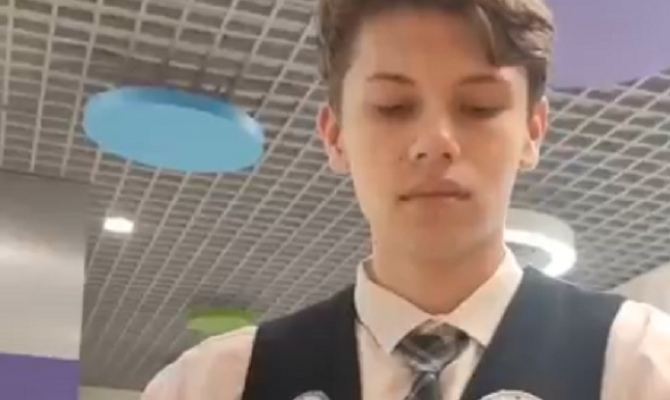 Школьник из Новомосковска вышел в финал передачи «Умницы и Умники»