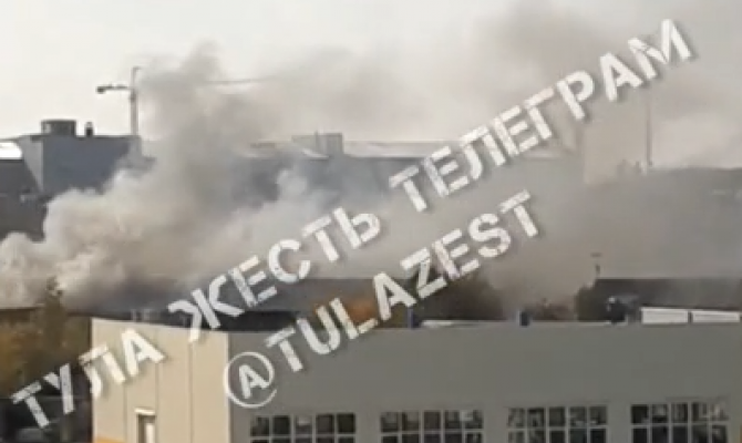 7 пожарных машин потушили возгорание в тульском поселке Мясново
