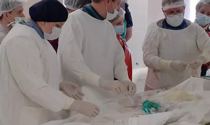 В Туле впервые прооперировали пациента с аневризмой внутренней сонной артерии