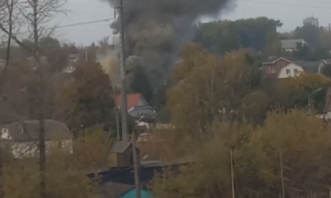 В тульском Криволучье загорелся жилой дом