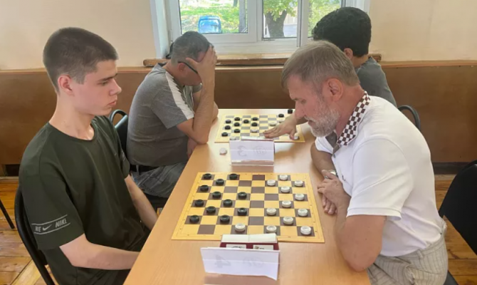 Туляк завоевал «золото» на Всероссийских соревнованиях по шашкам