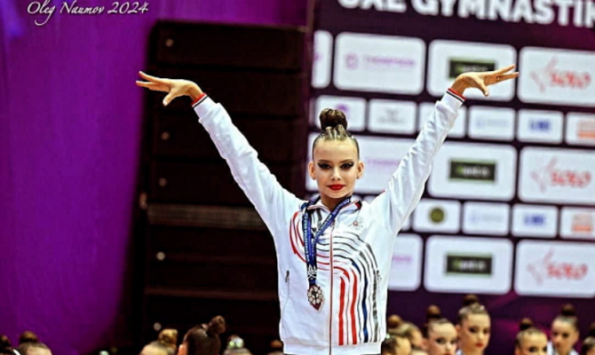 Юные тулячки вошли в основной состав сборной России по художественной гимнастике