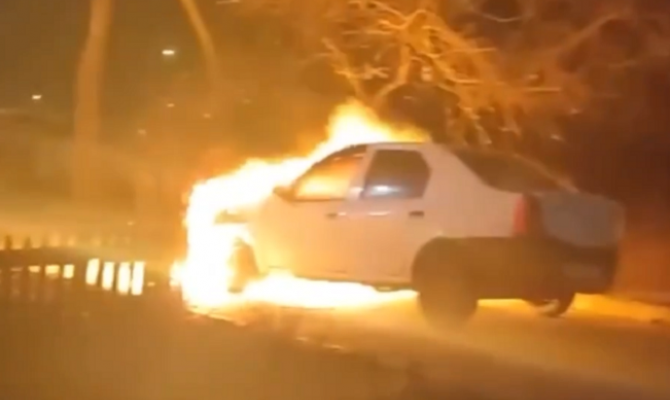 В Щекине сгорел легковой автомобиль