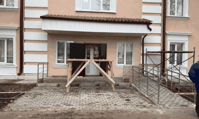 Медколледж в Новомосковске станет удобнее для маломобильных граждан