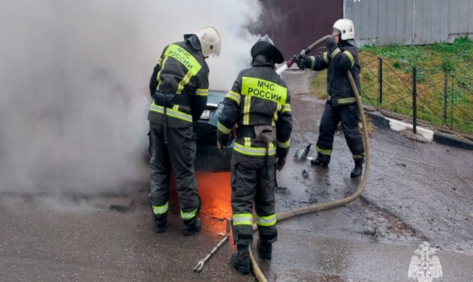 За сутки тульские спасатели потушили три пожара