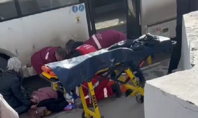 В Туле 85-летняя бабушка попала под автобус