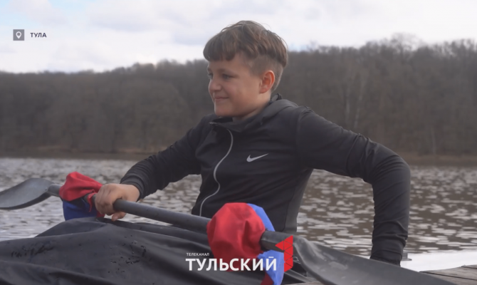 Серфингисты из Тулы показали тренировку на воде при +7 градусах