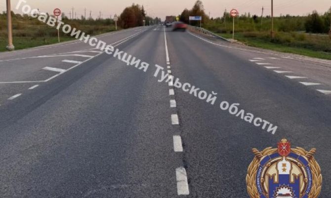 На трассе под Тулой мотоциклист протаранил иномарку