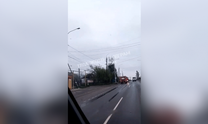 В селе Хрущево под Тулой загорелся частный жилой дом